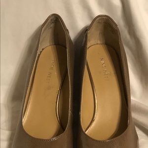 NINE West Wedges Tan 7.5